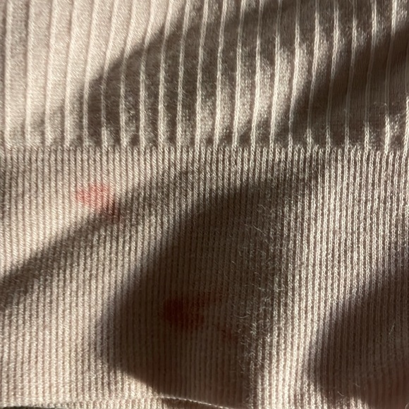 Pink bra - Picture 3 of 4